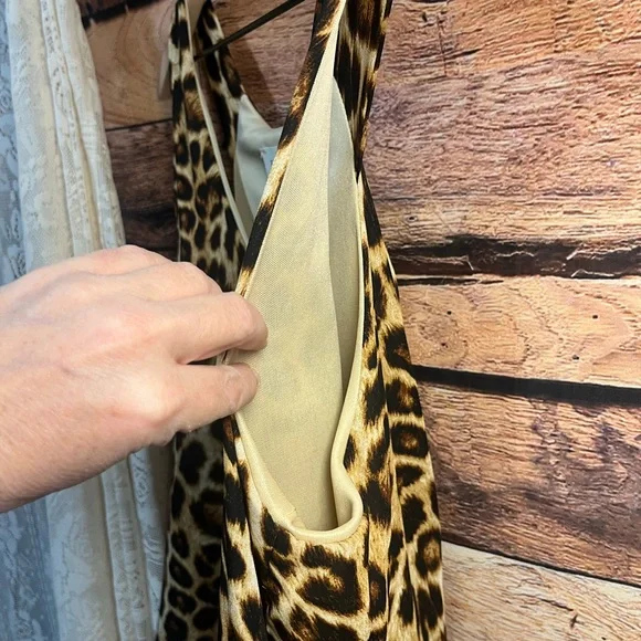 Everly Lined Cheetah/Leopard Print Tank Top (045) - Picture 6 of 8